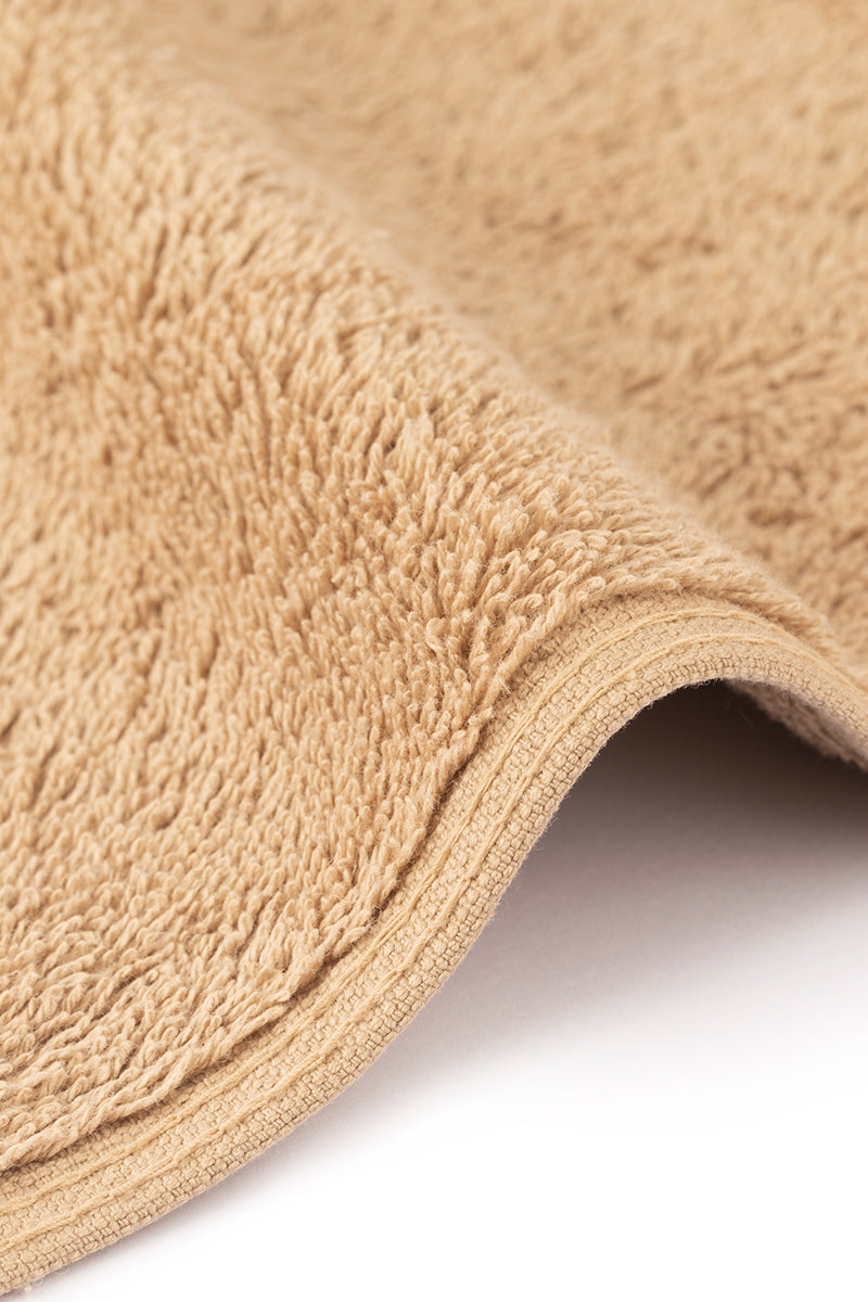 BEIGE PLUSH