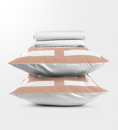 2 pillows White with beige pattern