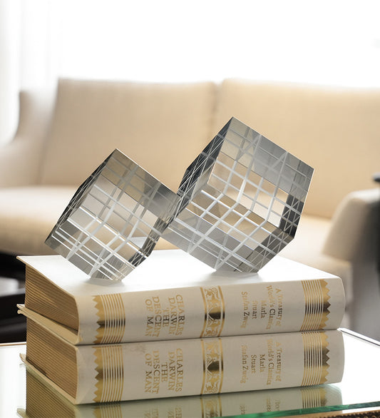 CRYSTAL CUBE